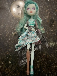 DAMAGED - MONSTER HIGH Doll Vandala Doubloons Haunted Student Spirits Doll - Picture 1 of 12