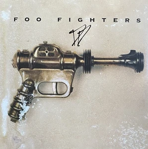 VINILO FOO FIGHTERS FIRMADO AUTOGRAFIADO POR DAVE GROHL - Imagen 1 de 2