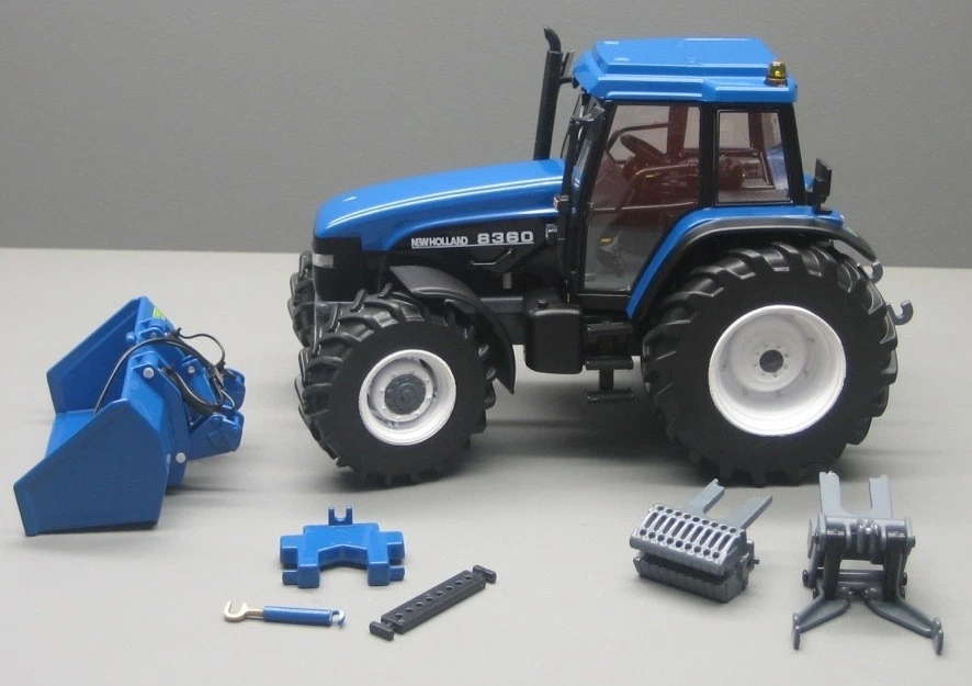 REPLICAGRI, NEW HOLLAND 8360 with skip, 1/32, REP094 - Image 1 of 1