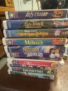 Walt Disney’s Vintage/Rare Collection Copies Movies on VHS - Picture 1 of 4