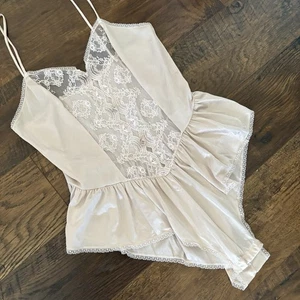 Vintage 70’s 80’s Lily of France Teddy Bodysuit Sheer Lace Sz M Light Tan Nylon - Picture 1 of 8