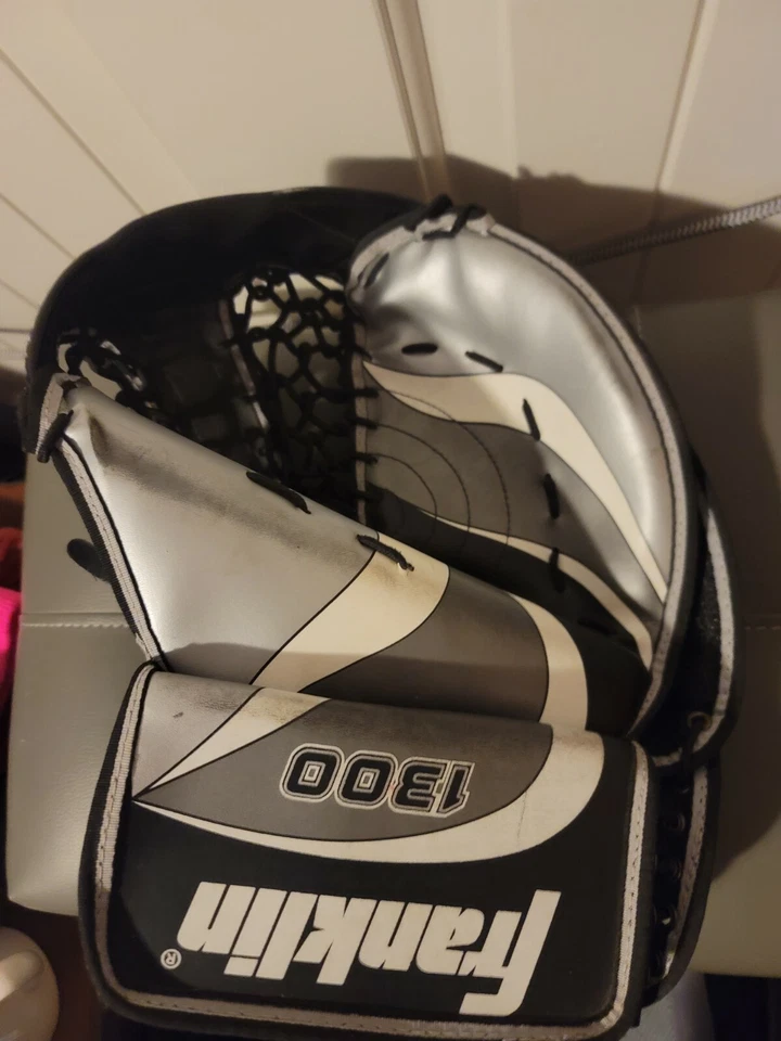 Roller Hockey Glove NHL Franklin Street Size 11 Extreme SX GC 1300 - Image 1 of 4