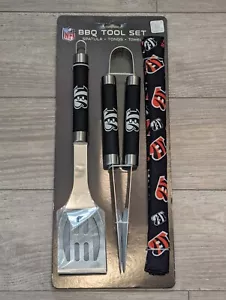 Cincinnati Bengals NFL BBQ Grill Utensil Tool Set Spatula Tongs & Towel New - Picture 1 of 7