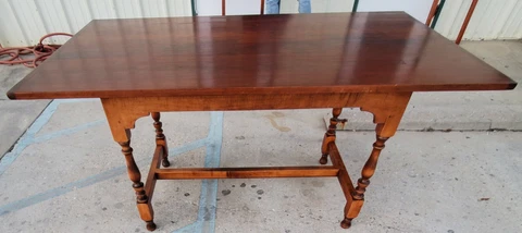 D. R. Dimes Salisbury Tavern Dining Table. MESSAGE ME FOR SHIPPING INFORMATION!! Cover