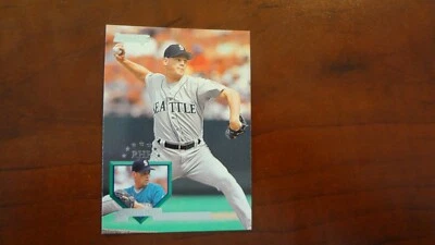 1995 DONRUSS # 205 BILL RISLEY   BASEBALL CARD - Image 1 of 2