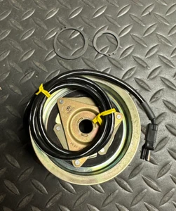 Mercedes-Benz Electric Air Pump Pulley Assy - 104 140 04 86 - Fits MBZ 300SE - Bild 1 von 12