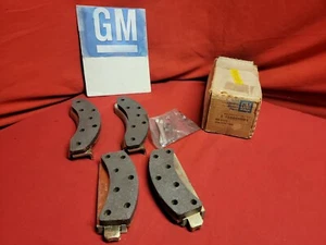 NOS GM BRAKE PADS 14055091 / 15618257 - Bild 1 von 4