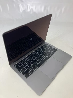 MACBOOK AIR A1932 i5-8210Y 1.60GHz 8GB 128GB macOS Sonoma CC 582 - Image 1 of 4