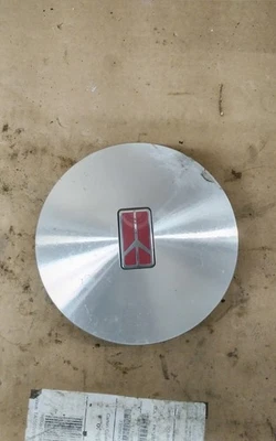 1995 1996 1997 1998 1999 OLDSMOBILE 88  98 EIGHTY EIGHTY WHEEL RIM CENTER CAP - Image 1 of 3