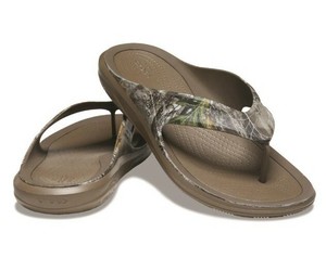 mens camo croc flip flops