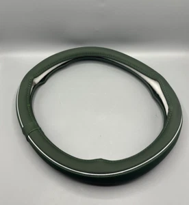15'' Green Faux Leather Steering Wheel Cover Fiber Strip Universal - Bild 1 von 3