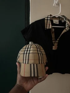 Kids Burberry Hat Size M - Picture 1 of 1