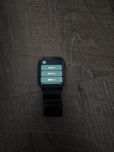 Apple Watch Series 5 40mm WIFI + GPS + Bluetooth - Photo 1 sur 2