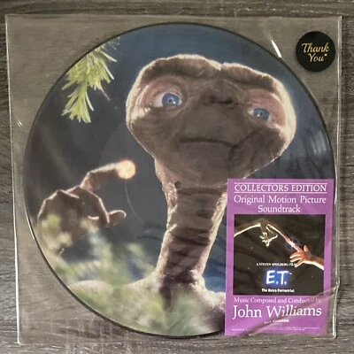 E.T. Original Motion Picture COLLECTORS EDITION Picture Disc MCA-6113 LP - Image 1 of 3