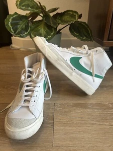 Nike Blazer Mid ‘77 Vintage Summit White /Malachite Green / Photon Dust Mens 9.5 - Picture 1 of 14