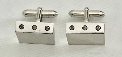 Gemelos Vintage SWANK 3D Tono Plata Geométrico Rectángulo Topacio Cristales Frescos Foto 1 de 4