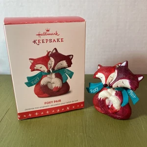 Hallmark Keepsake Christmas Tree Ornament Foxy Pair 2016 Animals Fox Couple Love - Picture 1 of 16