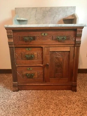 Cómoda antigua victoriana con soporte de lavado superior de mármol de nogal Foto 1 de 4