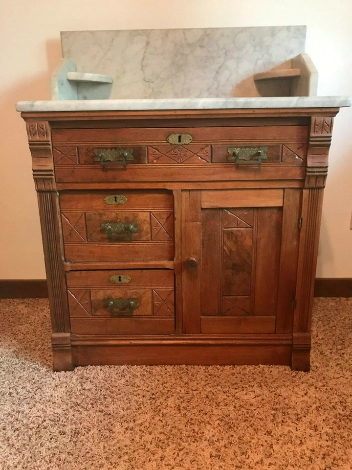 Cómoda antigua victoriana con soporte de lavado superior de mármol de nogal Foto 1 de 4
