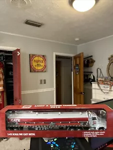 Gate Light & Sound Tanker - 2016 Model GATE GAS STATION ORIGINAL AUTHENTIC SOUND - Picture 1 of 3