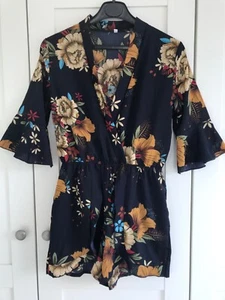 Einteiler / Shorts und Bluse Gr.S * Neuwertig * Festlich/Urlaub * Overall 36 - Bild 1 von 12