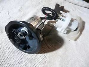 pompe a essence k1200r bmw 2002 - Imagen 1 de 3