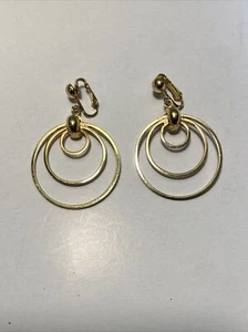 Vintage Sarah Coventry Gold Hoop Clip On Earrings - Picture 1 of 5