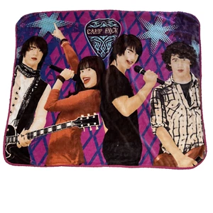 Manta polar Disney Camp Rock 48”x57” Jonas Brothers Demi Lovato - Imagen 1 de 6