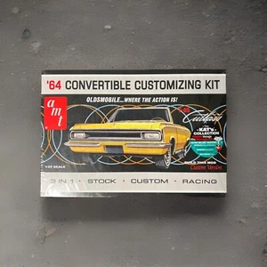 AMT 1964 OLDSMOBILE CONVERTIBLE 3 In 1 Kit New & Sealed Free Shipping AMT 1200 - Picture 1 of 4