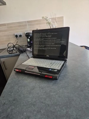 Dell XPS M1730 Gaming Laptop (SPARES OR REPAIR ONLY) + FAST UK 🇬🇧 POST! - Image 1 of 4