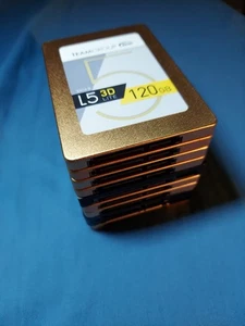 Lot vrac Qté 10 entièrement testé bon mixte 120 Go 2,5" SATA SSD disque SSD Solid State Drive - Photo 1/2