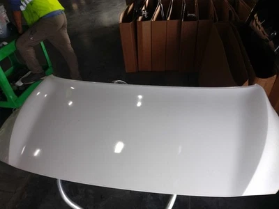 Capó usado se adapta a: Kia Sedona 2017 grado A Foto 1 de 2