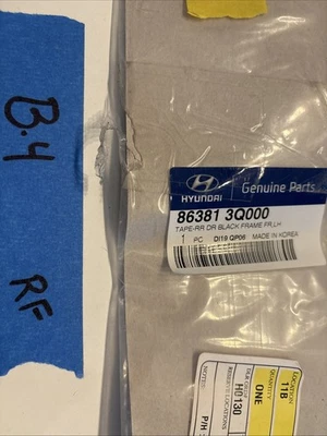 Cinta negra genuina Hyundai 86381-3S000 para moldura Azera 2012-2017 OEM Foto 1 de 3