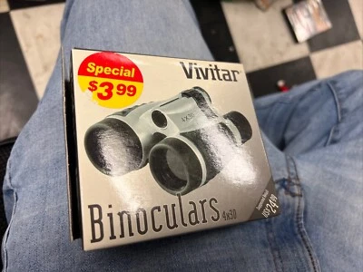 Vivitar Compact 4x30 Classic Binocular Strap & Case Black w Box - Image 1 of 2