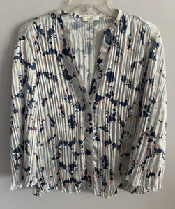 VINCE Pleated Tide Pool Lotus Print Satin Blouse V-Neck Woman's Size S - Picture 1 of 4