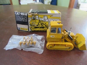 VINTAGE NZG 1/50 SCALE CAT 955K WITH RIPPER - NIB - Picture 1 of 12