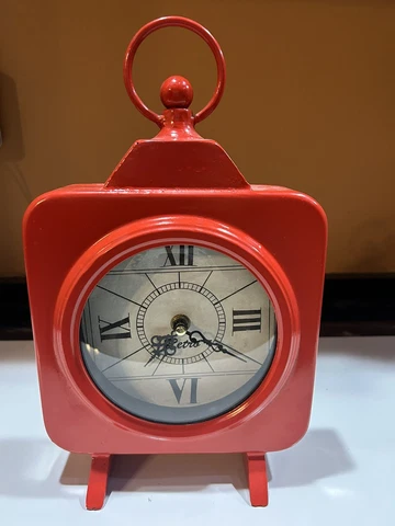 Vintage Retro Metal Red Oval Large Table Top Clock. Very Cool Conversation Piece Cover