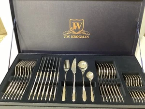J W KROGMAN SHERIDAN 32 - PIECE FLATWARE SET VERY RARE!! NEW IN BOX! - Picture 1 of 7