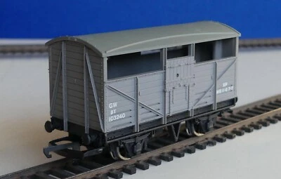 Wrenn W4630A 8T Cattle Wagon, Grey Livery, Near Mint, Period 4 Long Box - Image 1 of 4