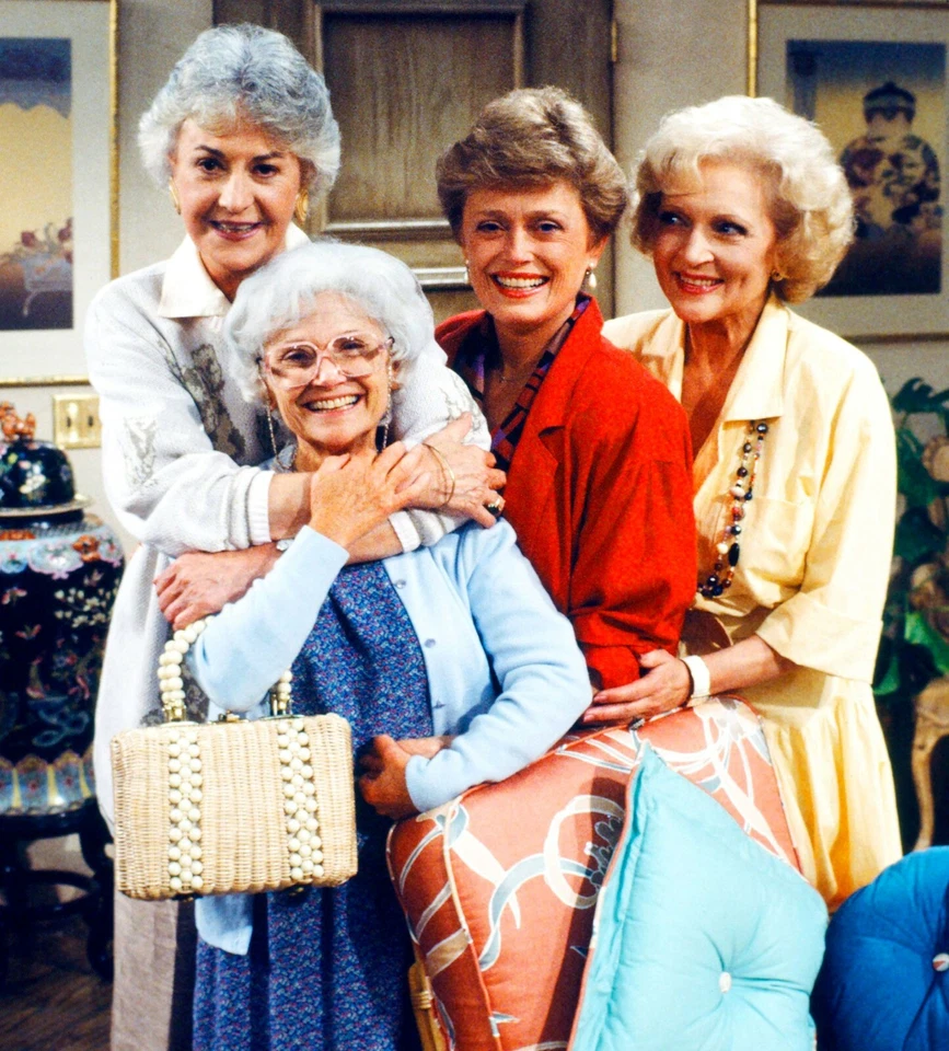 Golden Girls Betty White Bea Arthur Rue McClanahan Estelle Getty 8x10 Photo
