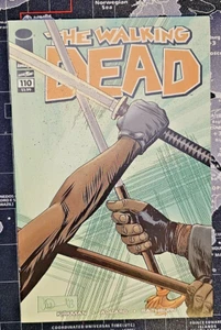 WALKING DEAD #110 IMAGE COMICS 2013 Combined shipping Available - Imagen 1 de 3