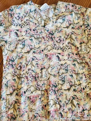 Crest Leopard Scrub Top Xs!! EUC!! Multicolored - Image 1 of 4