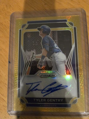 2021 Panini Prizm Draft Picks Tyler Gentry Kansas City Royals Gold Auto #/10 SP - Image 1 of 4