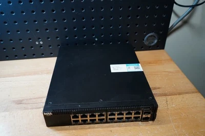 Conmutador de red administrado inteligente Gigabit de 16 puertos Dell X1018 Foto 1 de 4