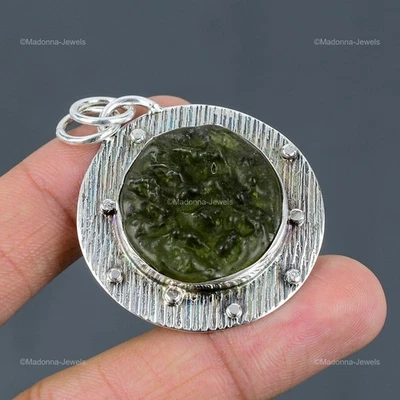 Venta Día de las Hermanas Plata 925 Moldavita Natural Bisel Artesanal Esposa Colgante Joyería Foto 1 de 4