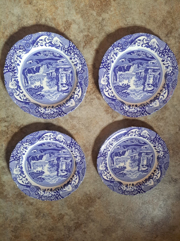 4 Spode Blue Italian 27cm Dinner Plates Brand New Mint Condition - Image 1 of 2