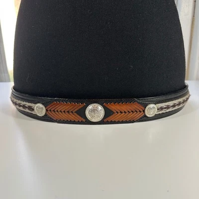 Cinturón de cuero de colección Tony Lama The Duke Western Concho detalles trenzados sin hebilla Foto 1 de 4