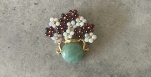 Vintage Swoboda Jade Vase Flower Spray of Multiple Gemstones Garnets Signed - Picture 1 of 8