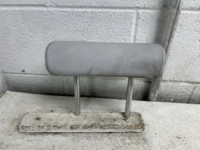 2022 宝马 M3 中心后头枕银石黑色皮革原始设备制造商 — 第 1/4 张图片