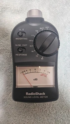 ‡🔊 Radio Shack Sound Level Meter Mdl 33-4050 w/ Instructions & New 9V Battery - Image 1 of 4